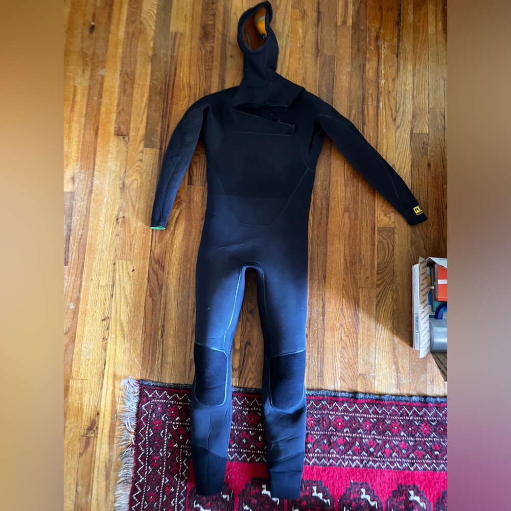 Patagonia R Yulex hooded wetsuit